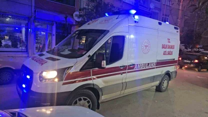 Elazığ’da motosiklet yayaya çarptı: 2 yaralı