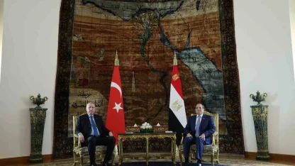 Erdoğan, Sisi ile görüştü