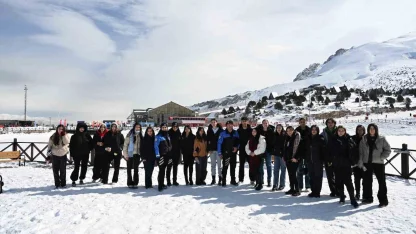 Erzincan polisinden öğrencilere sosyal destek