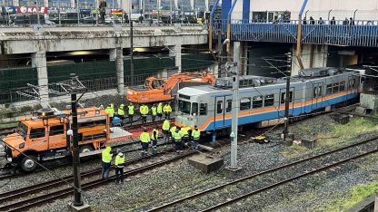 Esenler Otogar durağında metro raydan çıktı, ulaşımda aksamalar yaşanıyor