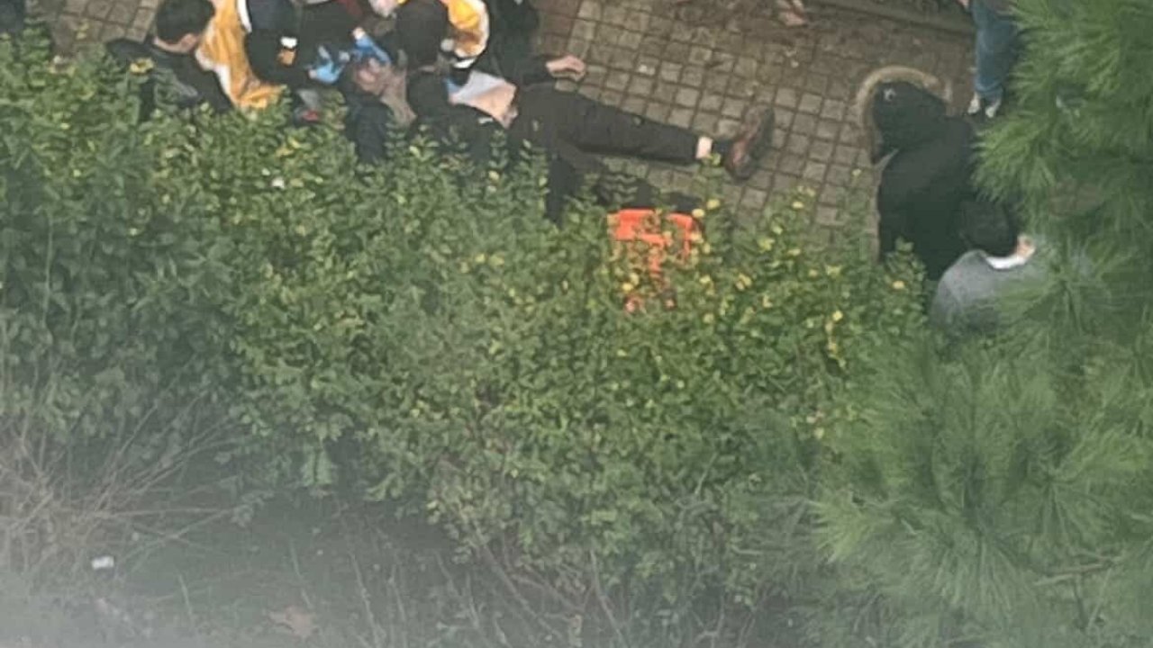 Esenyurt’ta sokakta gördüğü husumetlisini silahla vurarak öldürdü