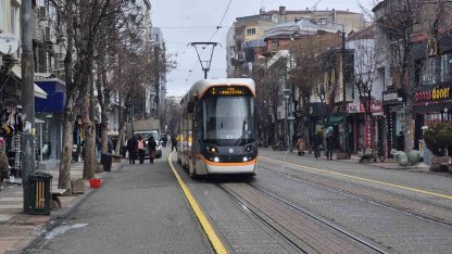 Eskişehir’de kar serpmeye başladı