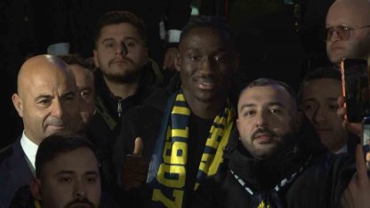 Fenerbahçe’nin yeni transferi Sidiki Cherif, İstanbul’da