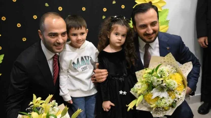 Gaziosmanpaşa’da Anne, Çocuk Merkezi ve Kafesi açıldı