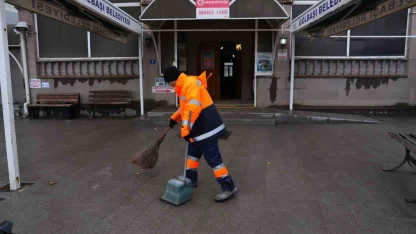 Gölbaşı Belediyesinden camilerde Ramazan öncesi detaylı temizlik