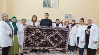 Hakkari’nin kilimleri, kültürel hafızayı günümüze taşıyor