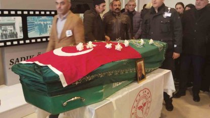 Hastasını muayene ettiği sırada kalp krizi geçirdi, hayatını kaybetti