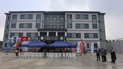 Hatay’da depremin ardından inşa edilen 225’inci okulun açılışı gerçekleştirildi