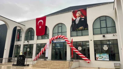 Hayırsever ailesinin Buldan’a yaptırdığı ikinci okul törenle açıldı