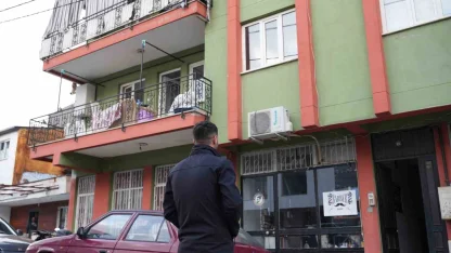 İş için şehir dışına çıkan koca, döndüğünde evini boş buldu