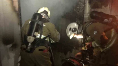 İskenderun’da ev yangını büyümeden söndürüldü