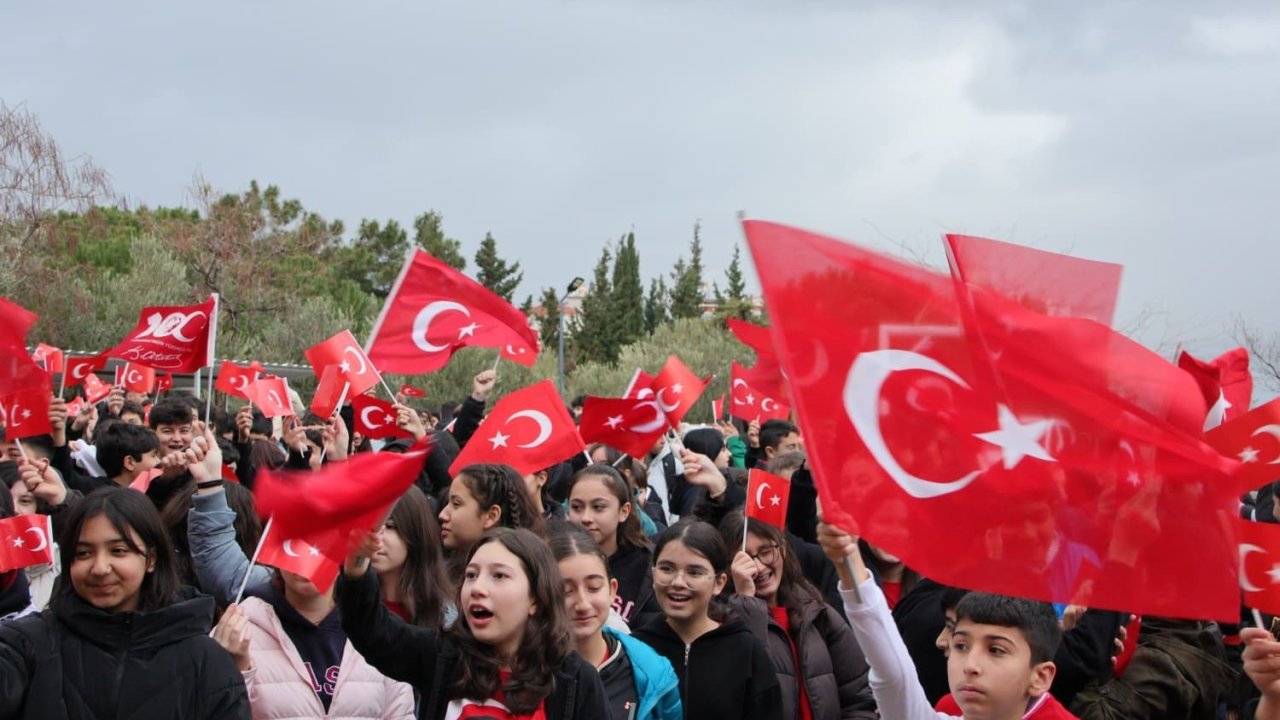 İzmir’de eğitimde ikinci dönem ’kırmızı-beyaz’ başladı