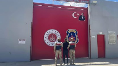 Jandarma, 25 yıl hapis cezası bulunan şahsı yakaladı