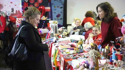 Kartal’da Sevgililer Günü’ne özel kadın emeği pazarı başladı