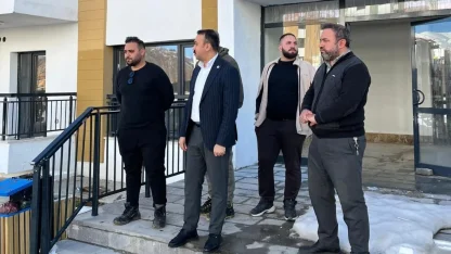 Kaymakam Pelvan deprem konutlarında incelemelerde bulundu