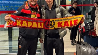 Kayserispor’un yeni golcüsü Fedor Chalov Kayseri’ye geldi