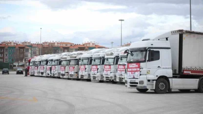 Konya’dan Gazze’ye 15 tır yardım yola çıktı