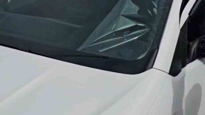 Koyu renk cam filmli araçlara izin verilmedi