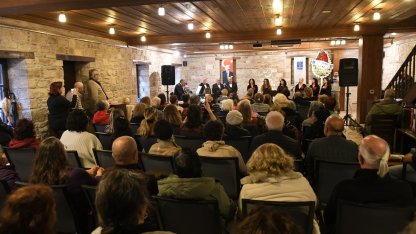 Kuşadası Sevgililer Günü’nü İbramaki Sanat Galerisi’nde müzikle karşıladı