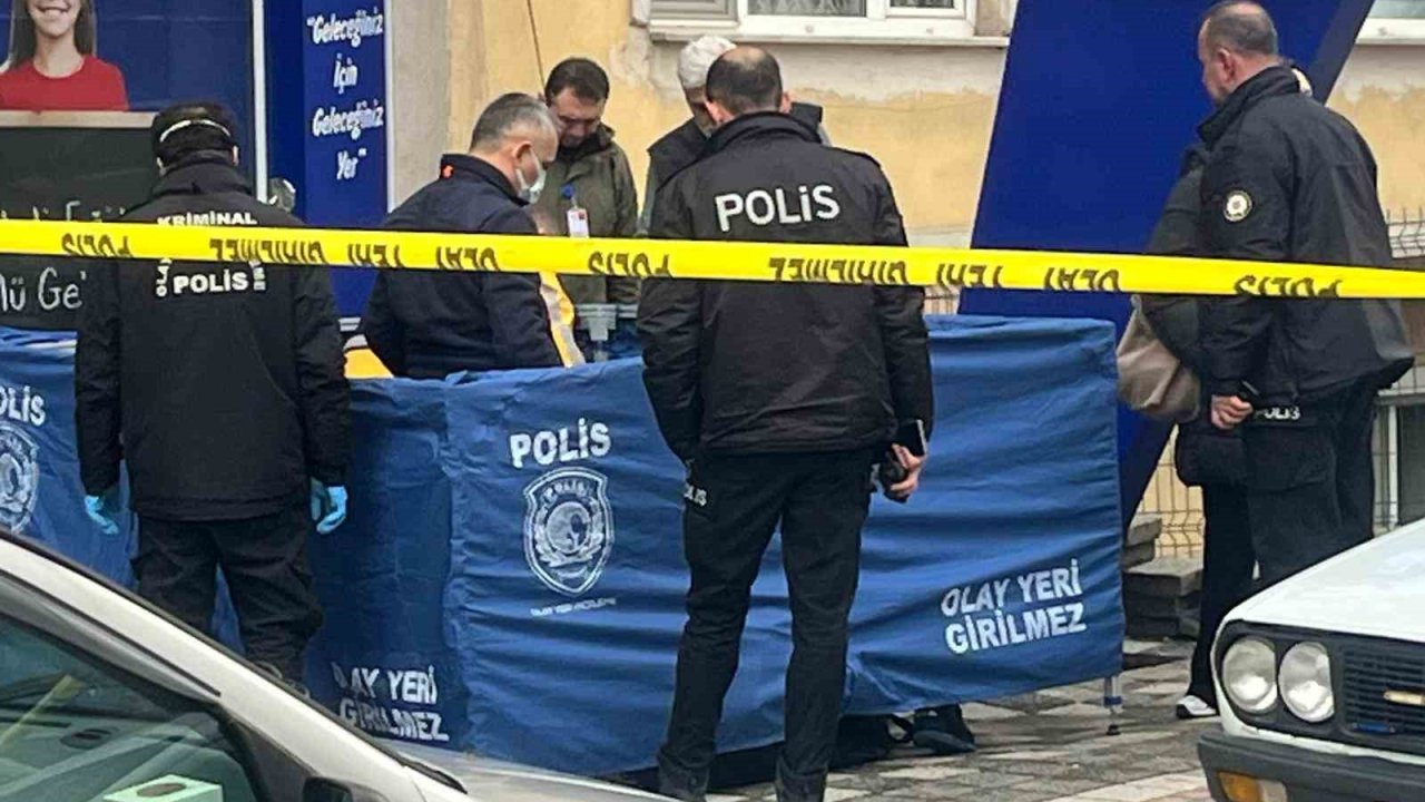 Kütahya’da bir şahıs cadde üzerinde ölü bulundu
