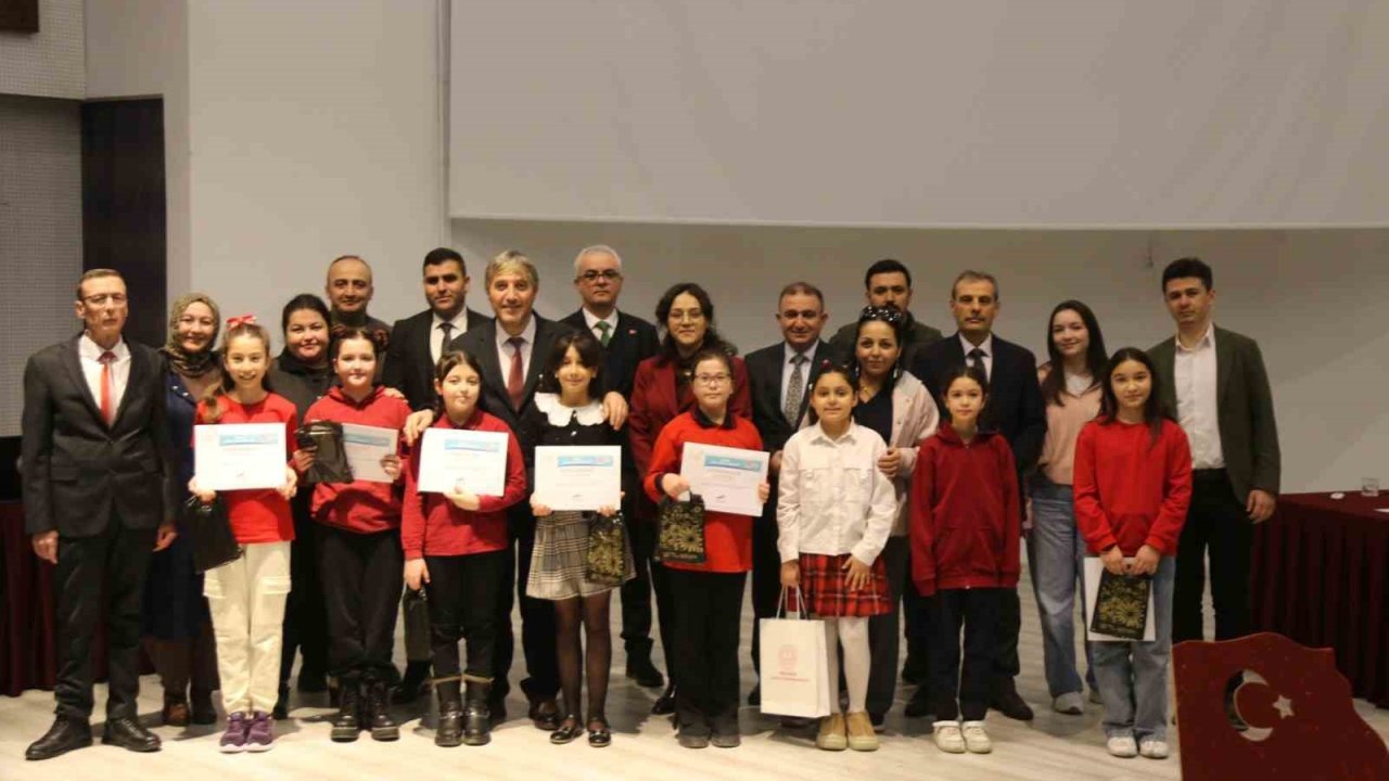 Kütahya’da İstiklâl Marşını ezbere ve güzel okuma yarışması