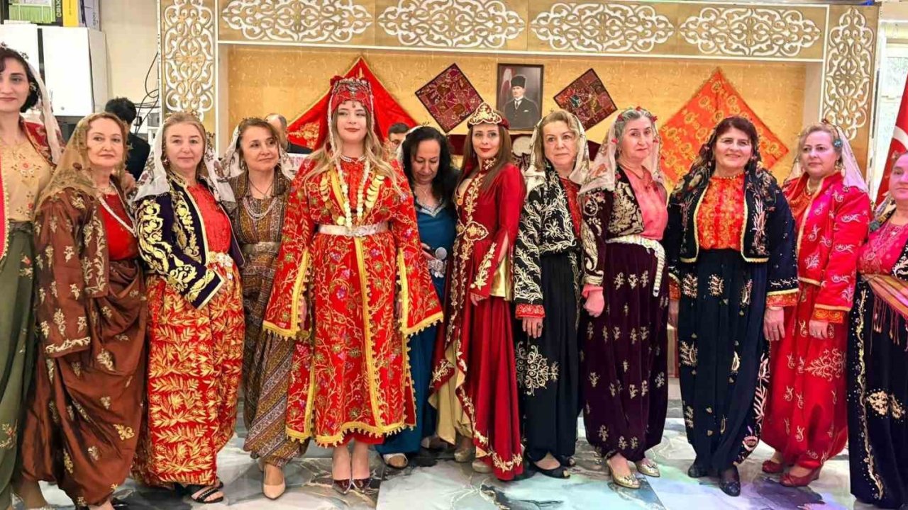 Kütahya’da "Şalvarını Al Gel" etkinliğiyle geleneksel giyim kültürü yeniden canlandı