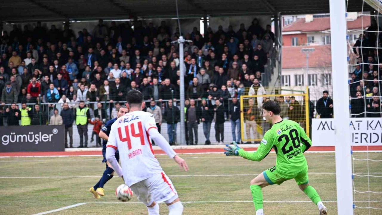 Kütahyaspor, Balıkesirspor’u 2-1 mağlup etti