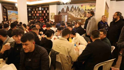 Makam odasında sahur geleneği