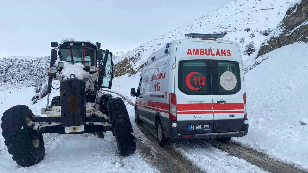 Malatya Büyükşehir Belediyesi’nde yoğun kar mesaisi