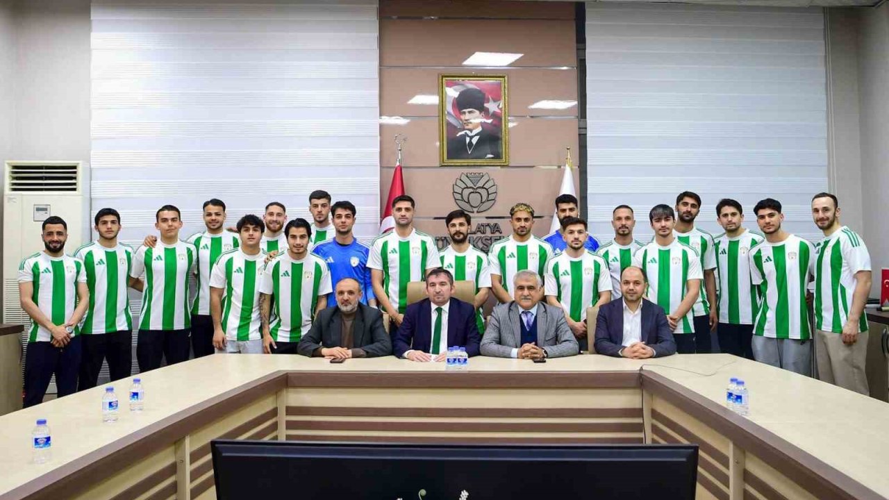 Malatya Yeşilyurtspor’dan toplu imza töreni