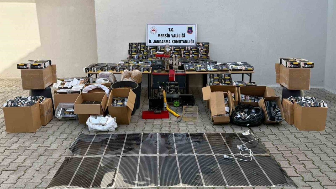 Mersin’de evinde kaçak sigara üretimi yapan şüpheli gözaltına alındı