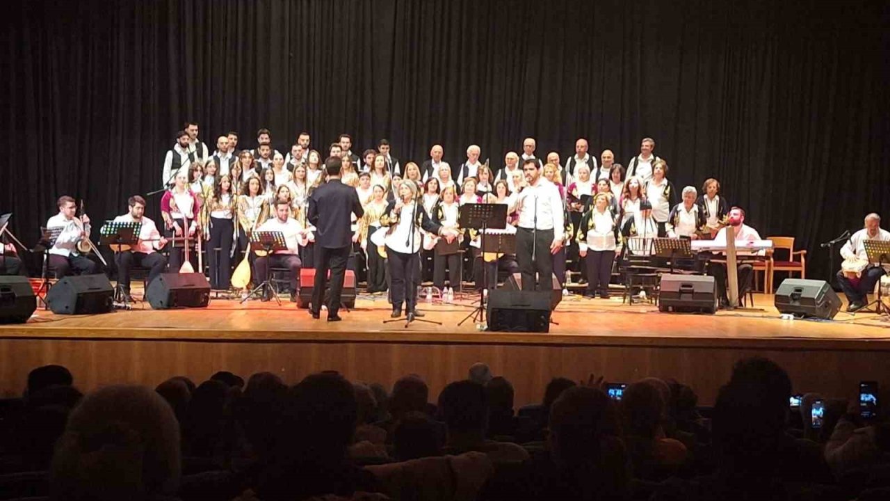 Nesilden Nesile Türküler aynı sahnede buluştu