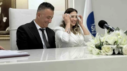 Nikah salonlarında ‘14 Şubat’ yoğunluğu: 14 çift ‘Sevgililer Günü’nde evlendi