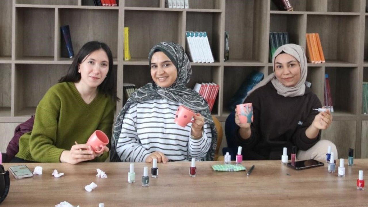 Öğrenciler kupa boyama etkinliğinde bir araya geldi