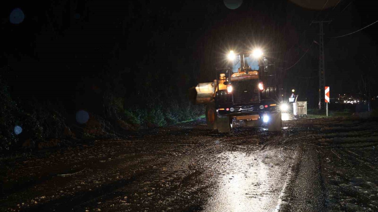 Ordu’da sağanak sonrası heyelanlar meydana geldi