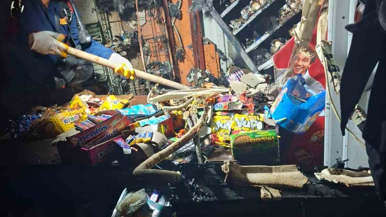 Osmaniye’de markette çıkan yangın söndürüldü