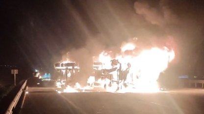 Osmaniye’de seyir halindeki tır alev alev yandı