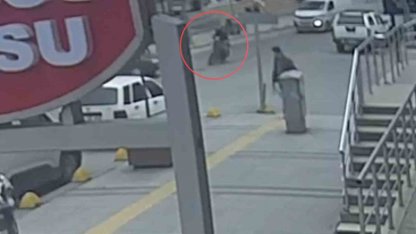 Otomobil ile motosiklet çarpıştı: 1 yaralı