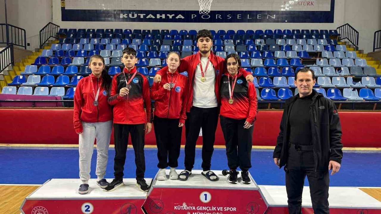 Pazarlar Spor Lisesi’nden, taekwondo il müsabakalarına damga