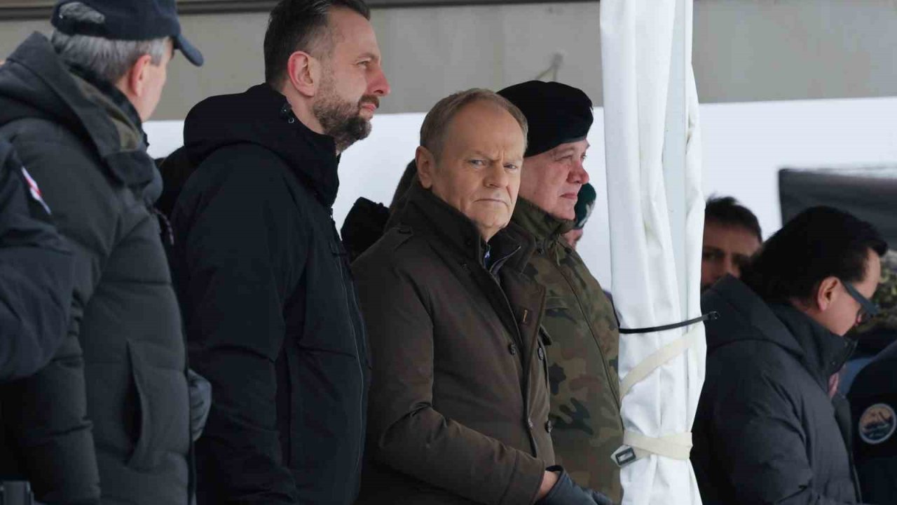 Polonya Başbakanı Tusk’tan vatandaşlarına "İran’ı terk edin" çağrısı