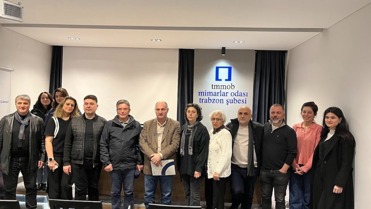 Prof. Dr. Mehmet Yavuz: "Kadınlar hali binası bir an önce bulunduğu yerden taşınmalı"