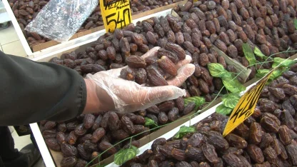 Ramazan Ayı’nın yaklaşmasıyla hurma ve helva satışları yoğunlaştı