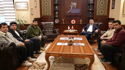 Rektör Kırışık Evrenos takımı ile bir araya geldi