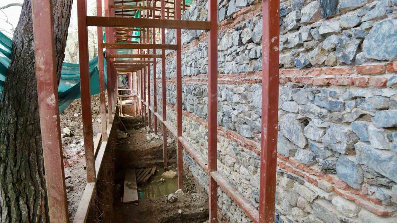 Sadabad Sarayı’nda restorasyon çalışmaları tüm hızıyla sürüyor