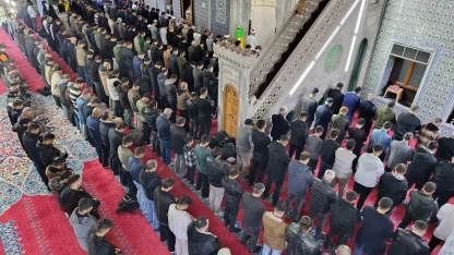 Şanlıurfa’da ilk teravih namazı kılındı