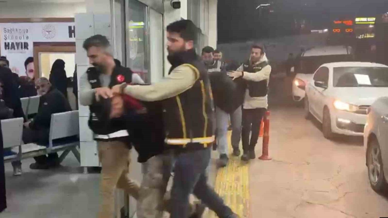 Şanlıurfa’da kuyumcu soygunu kamerada