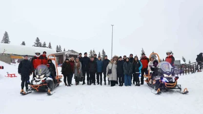 Şehit aileleri ve çocukları karın tadını jandarma ekipleriyle çıkardı