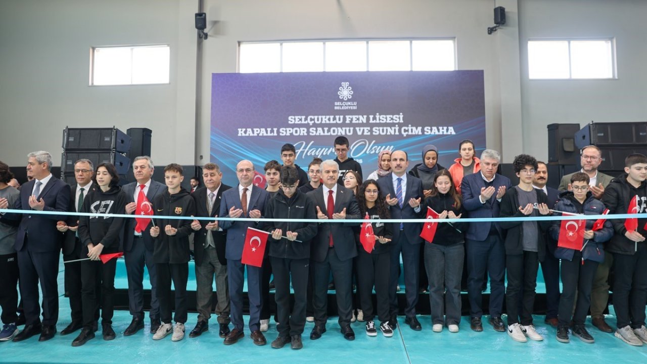 Selçuklu Fen Lisesi Kapalı Spor Salonu ve Suni Çim Saha’nın resmi açılışı gerçekleştirildi