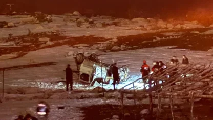 Siirt’te hafif ticari takla attı: 1 ağır yaralı