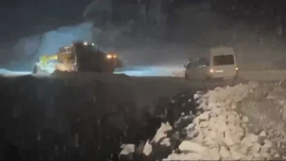 Siirt’te kar yağışı nedeniyle 117 köy yolu ulaşıma kapandı